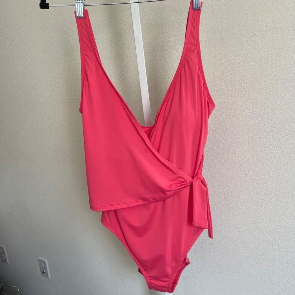 Tommy Bahama Women Pink Wrap One Piece Swimsuit Tie Waist 14